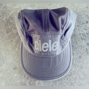 Ciele Athletics GoCap SC; Black on black; NEVER WORN